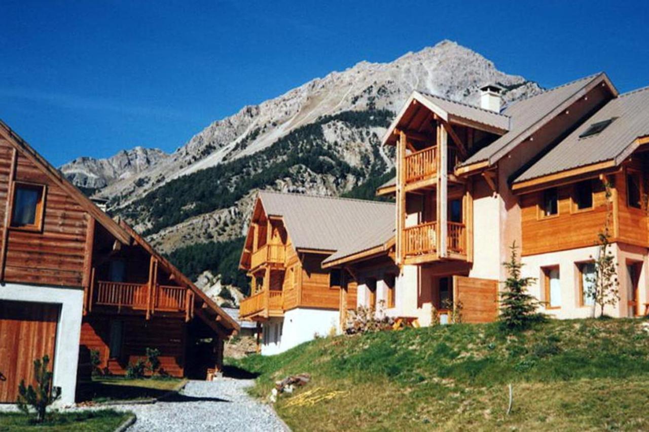 Le Barlèt23 pers Hameau des Chazals Nevache Hautes Alpes Esterno foto