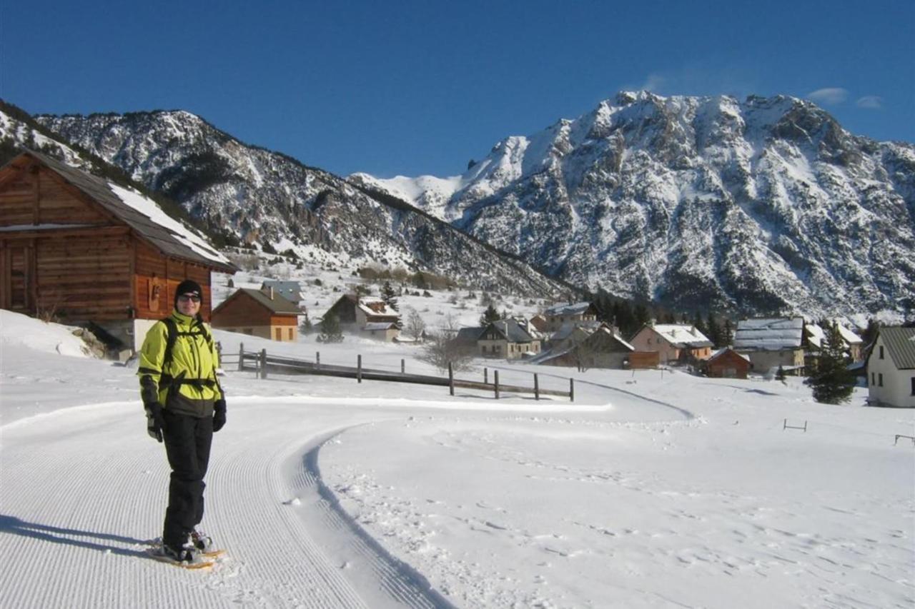 Le Barlèt23 pers Hameau des Chazals Nevache Hautes Alpes Esterno foto