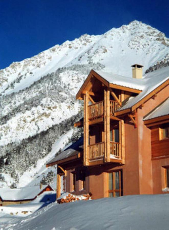 Le Barlèt23 pers Hameau des Chazals Nevache Hautes Alpes Esterno foto